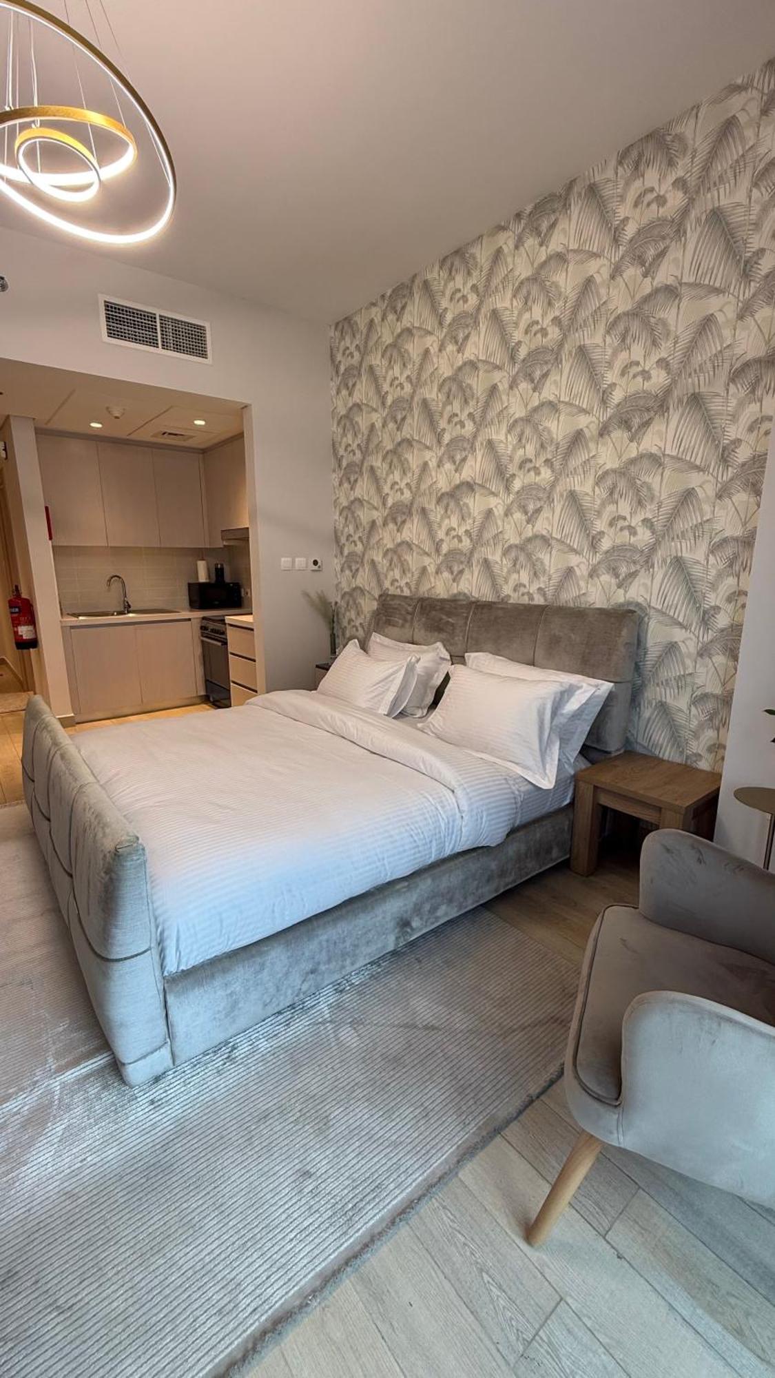 Upscale In Yas Island *