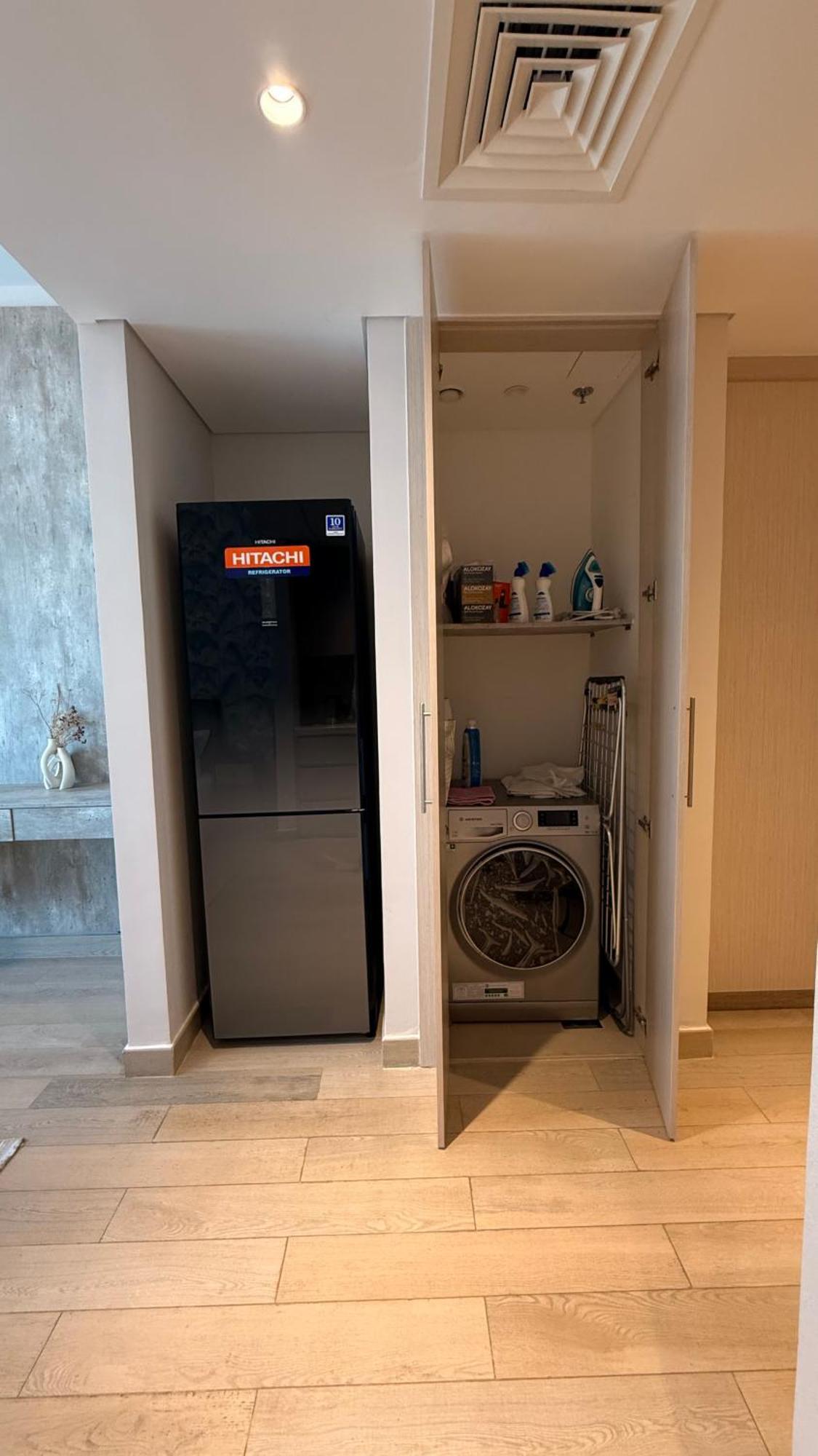 Upscale In Yas Island Apartment