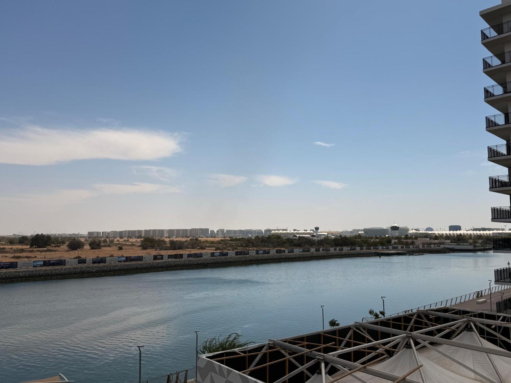 Apartment Upscale In Yas Island