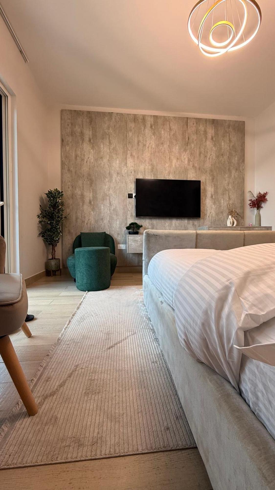 Apartment Upscale In Yas Island Abu Dhabi